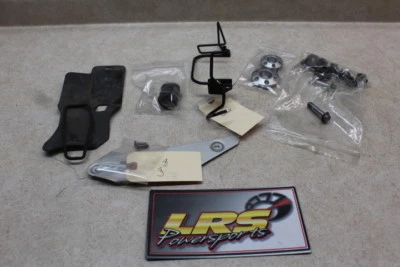 2009 KAWASAKI NINJA 650R EX650C РАЗНЫЕ БОЛТЫ резиновые кронштейны для бензобака  - Изображение 1 из 4