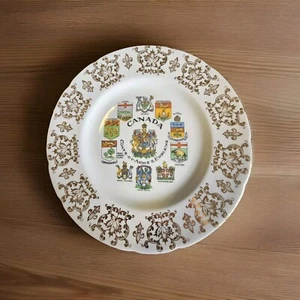 Canada Coats Of Arms Emblems Majesty Of The Queen Paragon Saucer - Picture 1 of 7