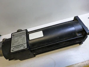 ALLEN BRADLEY AC SERVO-MOTOR -- 1326AB-A2E-21 - and Encoder - 3000RPM 32lb/in - Picture 1 of 7