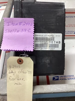 08-09 Dodge Caliber Integrated Power Fuse Box P68028007AB ED4U #2401 Foto 1 de 4