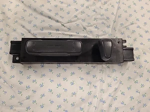 2003-2008 HONDA PILOT OEM LEFT FRONT DRIVER POWER SEAT SWITCH 03 04 05 06 07 08 - Picture 1 of 4