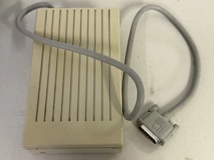 Apple 3.5 Drive A9M0106 Floppy Drive Esterno Vintage Mac Computer - Foto 1 di 4