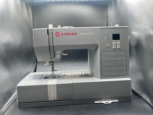 SINGER SEWING MACHINE 6600 COMPUTERIZED HEAVY DUTY PREOWNED AK0625NS (NSP013752) - Bild 1 von 12