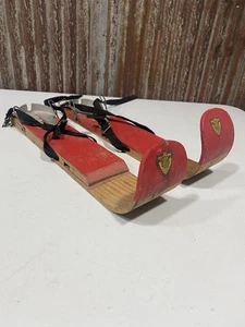 Antique Childs WOODEN SNOW SKIS SKATE F. D. Peters Co, Gloversville NY Red RARE - Picture 1 of 7