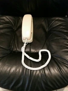 AT&T Trimline Phone Yellow Beige Touch Tone Landline Telephone untested - Picture 1 of 9