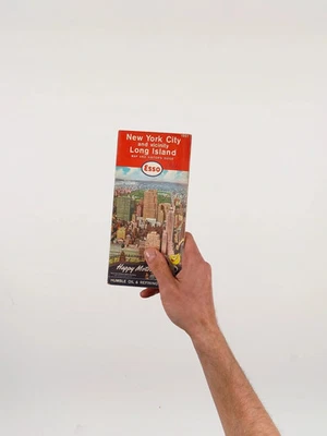 1961 Esso Road Map of New York City and Long Island - Image 1 of 3