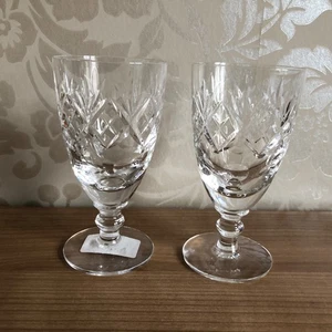 2 x Royal Doulton Georgian Crystal Wine glasses - Picture 1 of 11