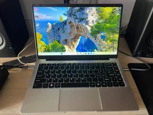 compiuter portatile usati marca cina  colore grigio  - Foto 1 di 2