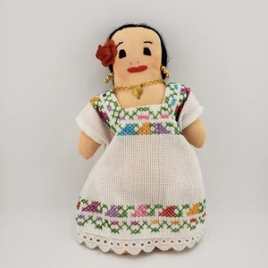 Muñeca de tela hecha a mano recuerdo mexicano vestido punta de aguja pendiente collar Yucatán - Imagen 1 de 6