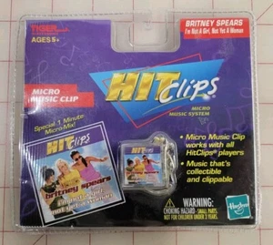 Hit Clips Britney Spears Not A Girl Yet Woman Micro Music Tiger Hasbro 2002 New - Picture 1 of 2
