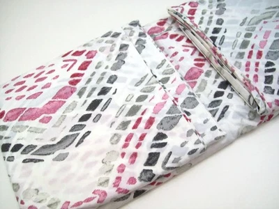 West Elm Gray Pink Mosaic Medallion  Cotton King Duvet Cover 2 King Shams New - Image 1 of 4