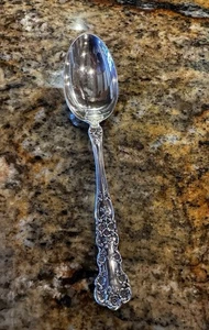 Reed & Barton, Francis l, Sterling Silver, 7 1/4" Oval Soup Spoon - Picture 1 of 4