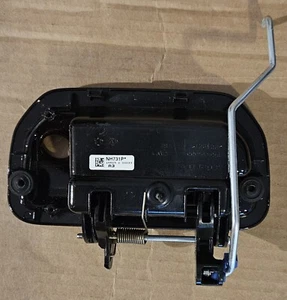 2017-2019 Honda Ridgeline Pickup Truch Tailgate Handle - Picture 1 of 3