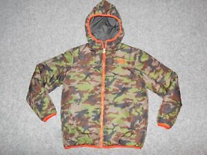 THE NORTH FACE YOUTH BOYS LARGE MILITARY CAMO REVERSIBLE INSULATED JACKET     B4