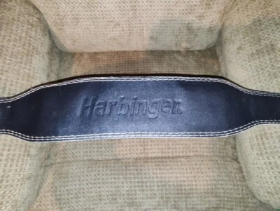 Cinturón de cuero Harbinger 4" negro para gimnasio levantamiento de pesas talla mediana Foto 1 de 4
