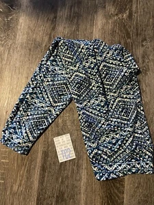 LuLaRoe TC2 Leggings New With Tag Geometric Print Blue And White - Picture 1 of 1