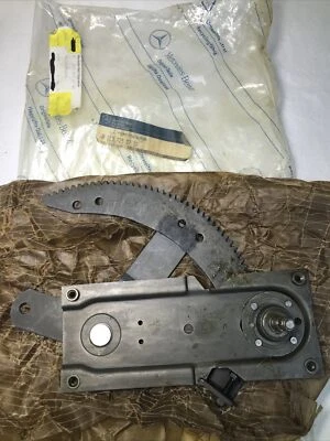 Regulador ventana derecha mercedes-benz w113 230/250/280sl Foto 1 de 3