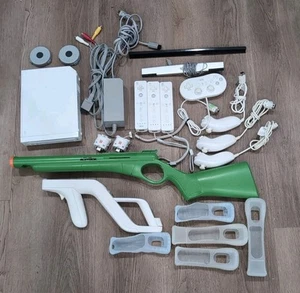 Huge Nintendo Wii Console Bundle-Tested- Everything In All Pictures Included!! - Picture 1 of 9