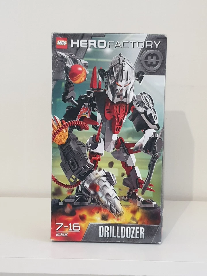 [Scellé] Hero Factory 2192 Drilldozer + 44008 Surge + 44004 Bulk + 44001 Pyrox - Photo 1/4