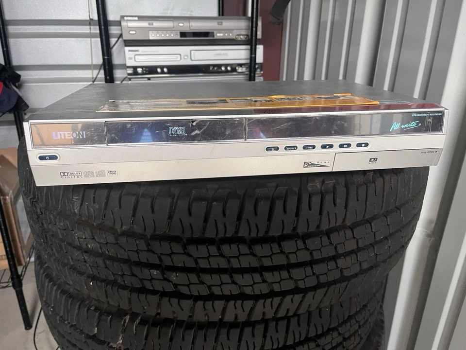 Lite-On LVW-5005  Progressive Compact DVD Recorder No Remote No Cables - Image 1 of 2