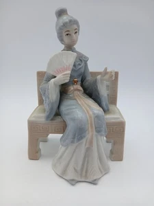 Oriental Style Porcelain Figurine Woman Holding Fan Collectable 19cm Tall - Picture 1 of 9