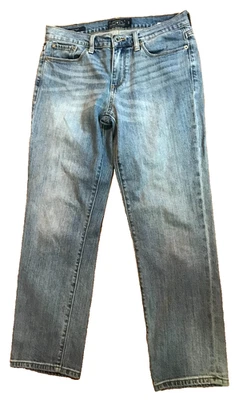 Lucky Brand Jeans Women's 6/28 Blue Denim Sweet Crop Mid Rise 30W x 27I Straight - Image 1 of 4