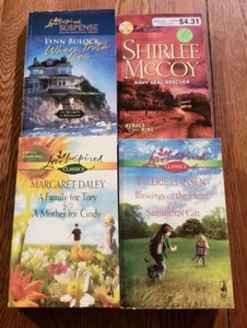 4 Paperback Books (6 Stories) - Love Inspired Classics & Suspense - See photos - Imagen 1 de 2