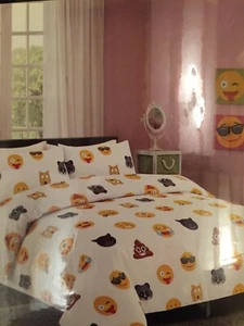 EMOJI ICONS 'IKONS' WHITE DOUBLE DUVET SET, REVERSIBLE, NEW WITH TAGS - Picture 1 of 2
