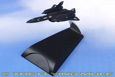 Dragon Models 1:400 SR-71A Blackbird USAF 9th SRW #61-7964 - Image 1 of 4