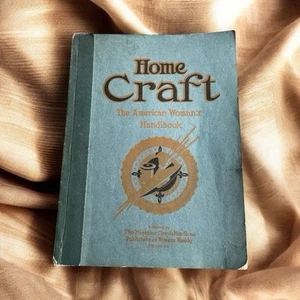 Antique 1920 Home Craft American Woman's Handbook Household How to - Picture 1 of 9