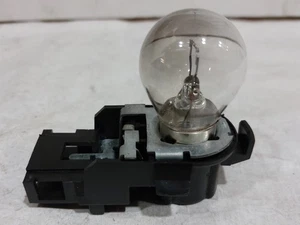 2005 to 2008 Audi A4 S4 A4 Quattro RS4 Inner Taillight Bulb and Socket - Picture 1 of 4