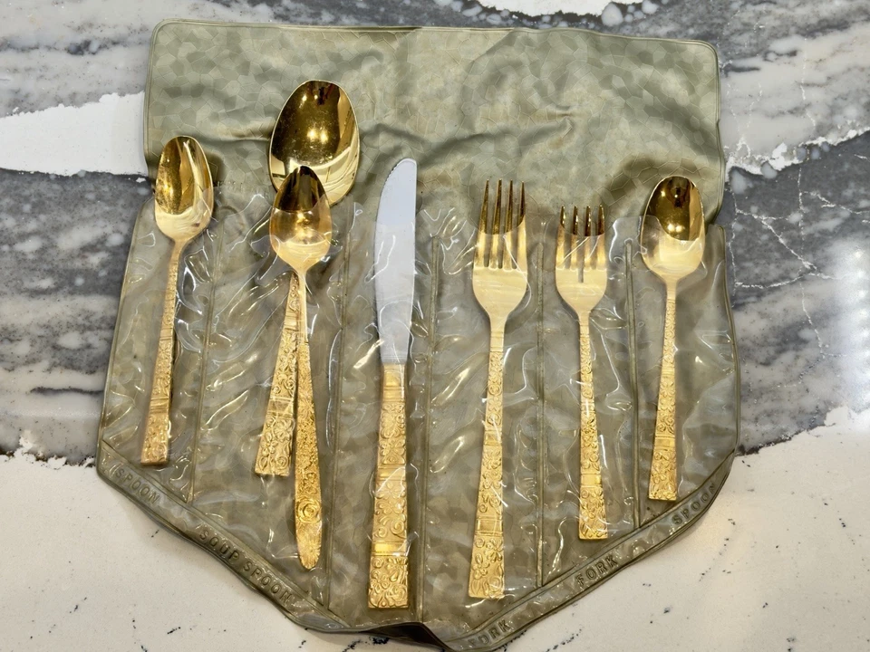 7 Piece Supreme Cutlery/ Gold Electroplate Floral Flatware - Image 1 of 4