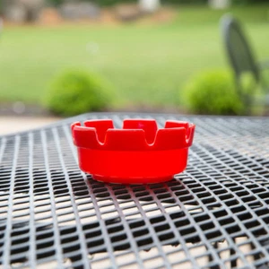 USA SELLER SET OF 4 RED PLASTIC ASHTRAYS 4 1/4" X 1 3/4" FREE SHIP US ONLY - Picture 1 of 2