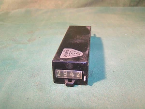 Betriebsstundenzähler Zählwerk S 13 / 6059  o.ä.  DDR  - Bild 1 von 3