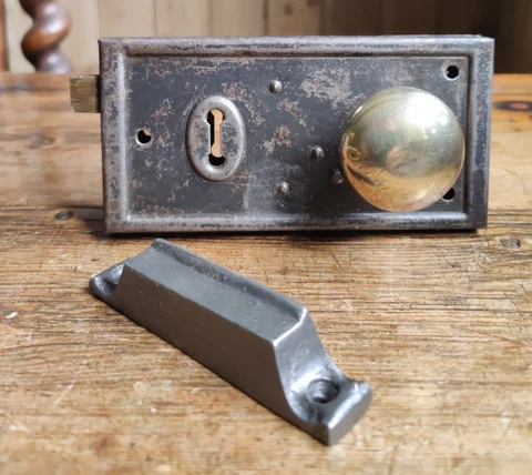 Restored Victorian Rim Lock, Keep, Brass Knobs and Porcelain Back Plate. L/H fit Cover