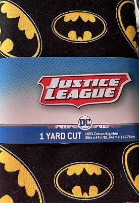 Logotipo de Batman de la Liga de la Justicia de DC negro y amarillo 100 % algodón corte de 1 yarda 36 pulgadas x 44 pulgadas Foto 1 de 2