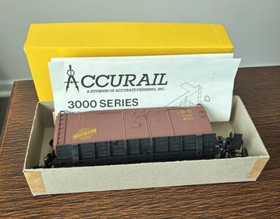 Accurail HO Scale Chicago & North Western 40' Dble Door Steel Box Car Clean CIB - Image 1 of 2
