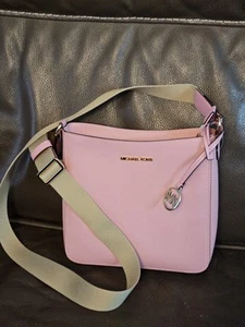 Michael Kors Women's Jet Set Travel Large CARNATION light Pink Crossbody NWT - Picture 1 of 14