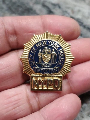 Lapela de detetive da polícia da cidade de Nova York antiga da polícia de Nova York - Imagem 1 de 4
