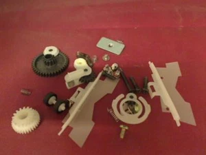 Schrauben Kleinteile Federn Zahnräder Canon BJC-85 - Bild 1 von 1