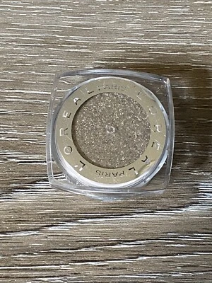 2Loreal Infallible 24 Hour Eye Shadow 755 Gilded Envy Single Pack Metallic Sheen - Image 1 of 2