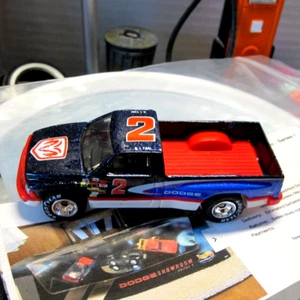 HOTWHEELS..1996 DODGE SHOW ROOM..SERIES 1..1986 DODGE RAM TRUCK - Picture 1 of 4