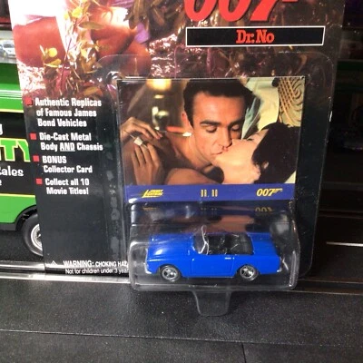 Neumáticos de goma fundidos a presión Johnny Lightning James Bond 1964 Sunbeam Alpine Roadster Foto 1 de 4