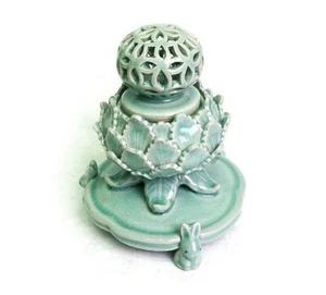 KOREAN  LOTUS  CELADON INCENSE BURNER_CELADON OPENWORK INCENSE BURNER  6.7" - Picture 1 of 6
