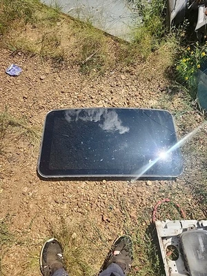 Cadillac DTS y Buick Lucerne 2007-2011 techo corredizo vidrio OEM Foto 1 de 4