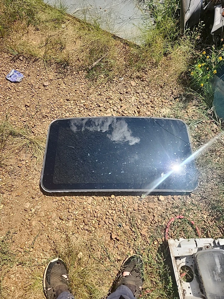 Cadillac DTS y Buick Lucerne 2007-2011 techo corredizo vidrio OEM Foto 1 de 4