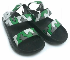 Boys Lightweight Summer Pool Beach Sandals Shoes, Camo Green, Size 3 - Picture 1 of 3