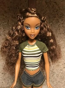 2004 My Scene Back to School Madison AA Doll Super Rare Curly Beach Hair RARE - Foto 1 di 5