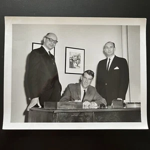 Vintage 1963 Sir Edmund Hillary Foto in Chicago, Illinois Kaufman & Fabry Co. - Bild 1 von 7