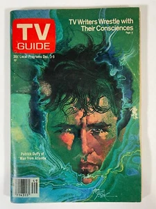 1977 TV GUIDE Patrick Duffy of Man From Atlantis NY Metro Edition - Picture 1 of 2